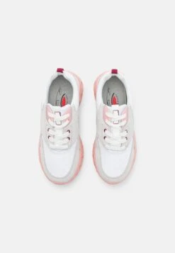 Gabor Comfort Sneakers Laag - Weiss/Coral 11 Gabor Comfort Sneakers Laag - Weiss/Coral -Gabor Comfort 2a3fb9632942499f949e270f2ea29959